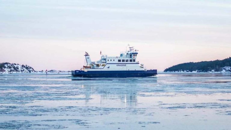 Kragerø Fjordbåt Selskap frakter deg ut i vår fantastiske skjærgård.